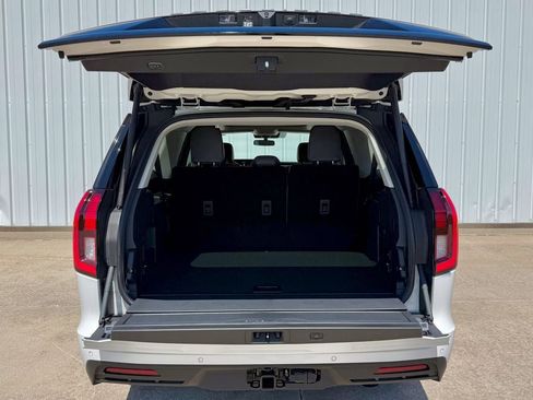New 2026 Ford Expedition Max Active AWD/4WD image 17