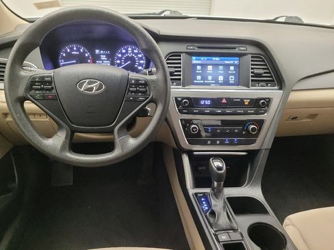 Used 2016 Hyundai Sonata SE FWD image 22