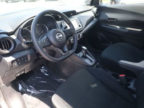 Used 2025 Nissan Kicks Play S FWD image 8