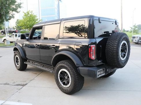 Used 2024 Ford Bronco Outer Banks w/ Sasquatch Package AWD/4WD image 5