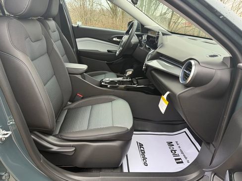 New 2026 Chevrolet Trax LT w/ Driver Confidence Package image 20