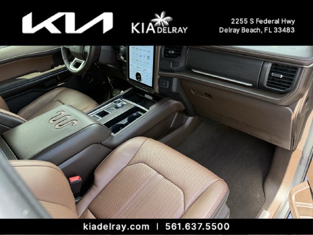 Used 2023 Ford Expedition King Ranch RWD image 11