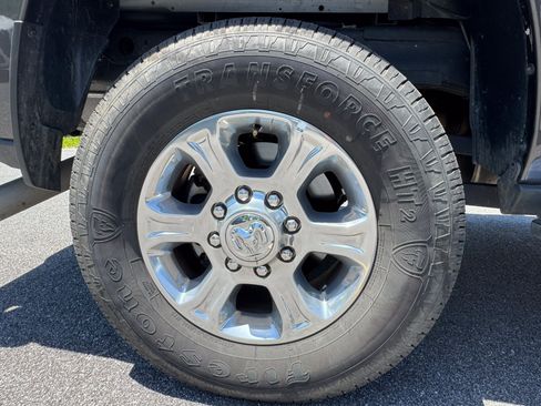 Used 2025 RAM 2500 Big Horn AWD/4WD image 19