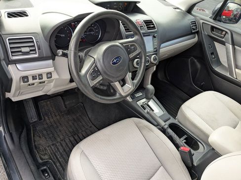 Used 2018 Subaru Forester 2.5i Premium image 16