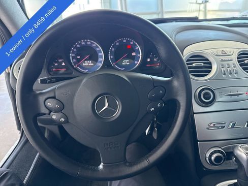 Used 2005 Mercedes-Benz SLR image 18