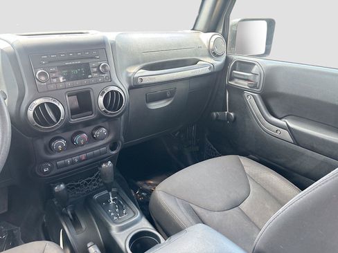 Used 2018 Jeep Wrangler Unlimited Sport AWD/4WD image 20