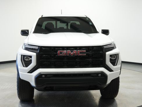 Used 2024 GMC Canyon Elevation w/ Convenience Package RWD image 2