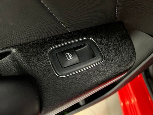 Used 2023 Dodge Charger SXT RWD image 15
