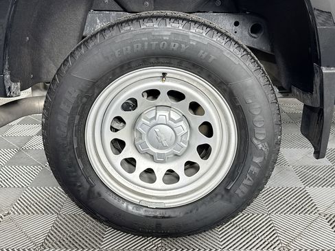 Used 2023 Chevrolet Colorado W/T image 45