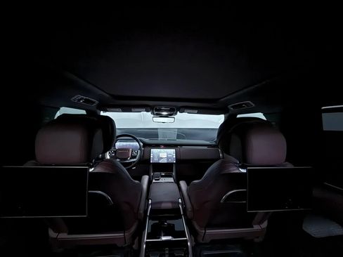 Used 2024 Land Rover Range Rover Long Wheelbase Autobiography AWD/4WD image 64