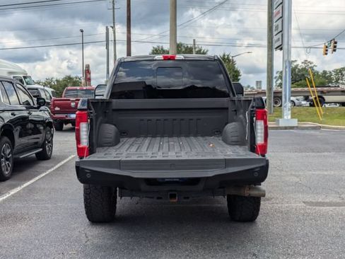Used 2017 Ford F250 Platinum w/ Platinum Ultimate Package AWD/4WD image 13