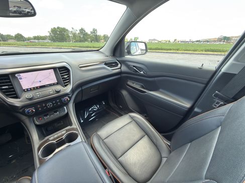 Used 2023 GMC Acadia AT4 w/ Technology Package AWD/4WD image 24