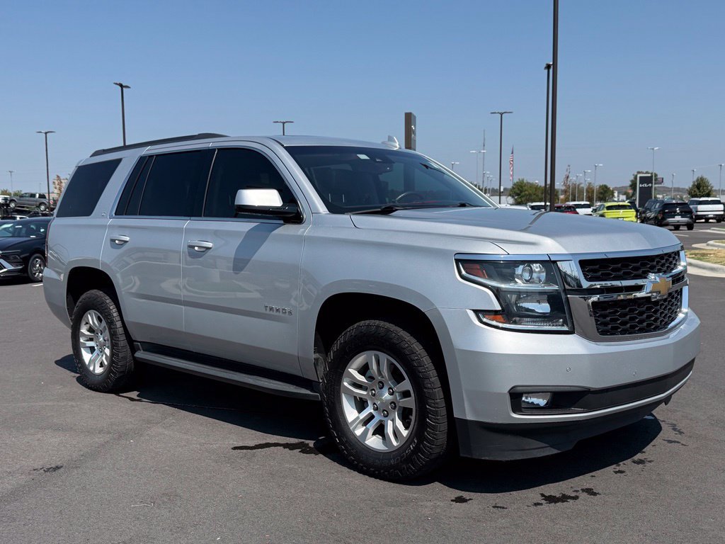 Used 2017 Chevrolet Tahoe LT AWD/4WD image 3