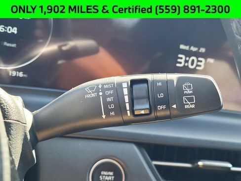 Certified 2025 Kia Seltos EX FWD image 17