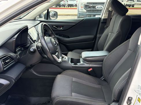 Used 2021 Subaru Outback Premium AWD/4WD image 5