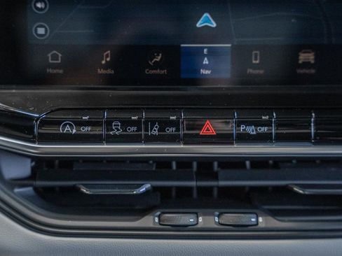 New 2026 Jeep Compass Limited w/ Sun, Sound & Navigation Group image 24