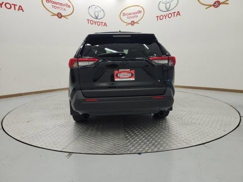 Used 2025 Toyota RAV4 XLE Premium AWD/4WD image 7