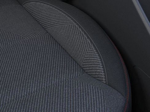 Used 2024 Chevrolet Trax RS w/ Driver Confidence Package image 21