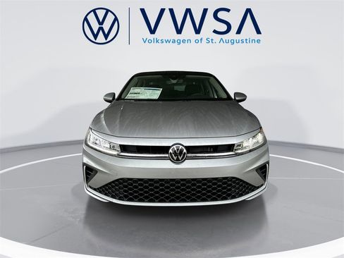 New 2026 Volkswagen Jetta SE image 2