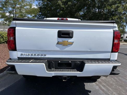 Used 2018 Chevrolet Silverado 1500 Custom w/ Custom Value Package AWD/4WD image 12