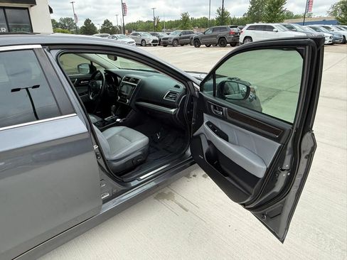 Used 2018 Subaru Legacy 2.5i Limited AWD/4WD image 23
