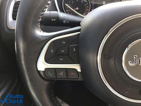 Used 2018 Jeep Compass Latitude w/ Cold Weather Group image 30