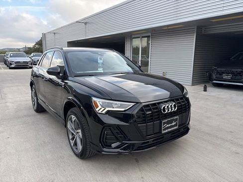 New 2025 Audi Q3 2.0T Premium image 3