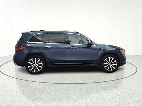 Used 2020 Mercedes-Benz GLB 250 4MATIC image 8