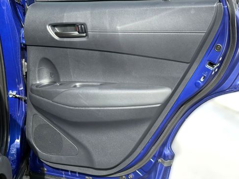Used 2025 Toyota Corolla Cross LE image 22