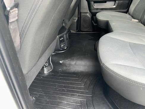 Used 2020 RAM 3500 Big Horn image 32