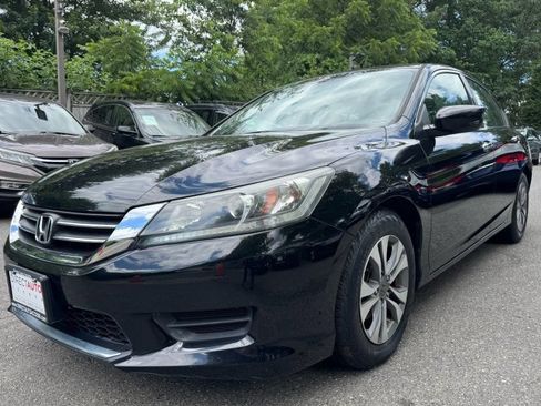 Used 2015 Honda Accord LX image 3
