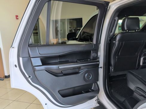 Used 2018 Ford Expedition XLT w/ Equipment Group 202A image 35