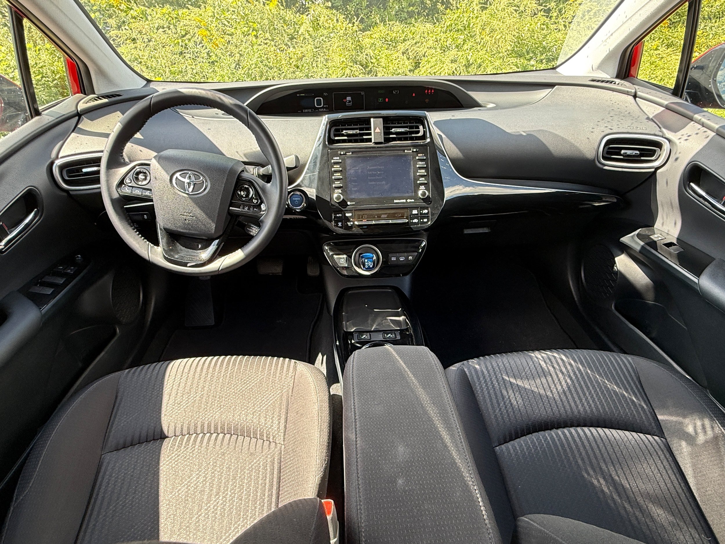Certified 2020 Toyota Prius Prime LE w/ Carpet Mat Package FWD image 1