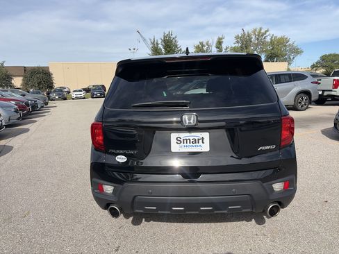 Certified 2024 Honda Passport EX-L image 6