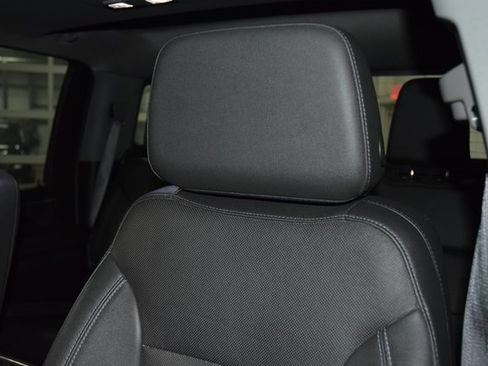 Certified 2024 Chevrolet Silverado 2500 LTZ w/ LTZ Premium Package image 46