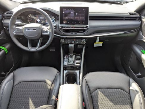 New 2026 Jeep Compass Latitude AWD/4WD image 15