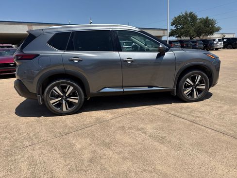 Used 2022 Nissan Rogue SL FWD image 8