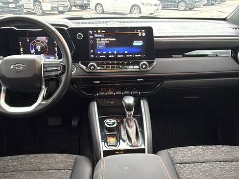 Used 2023 Chevrolet Colorado Z71 w/ Z71 Convenience Package 2 image 19