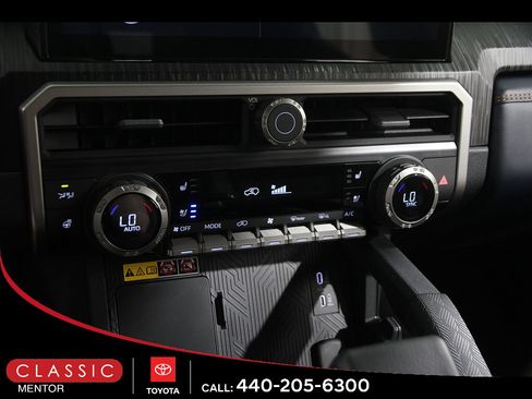 Used 2026 Toyota 4Runner Platinum AWD/4WD image 15