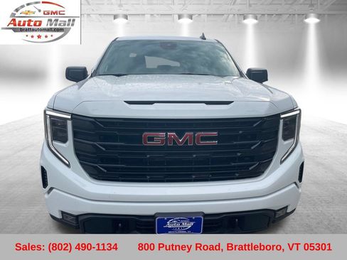 Used 2025 GMC Sierra 1500 Elevation AWD/4WD image 9