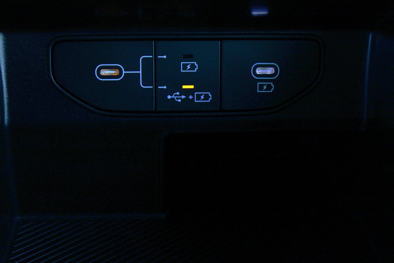 New 2026 Kia Sorento LX FWD image 36