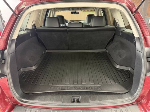 Used 2013 Subaru Outback 2.5i Limited AWD/4WD image 18