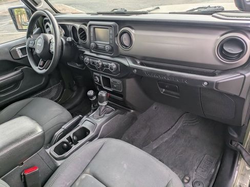 Used 2021 Jeep Wrangler Sport image 19