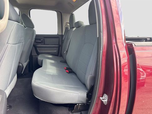 Used 2016 RAM 1500 Express RWD image 22