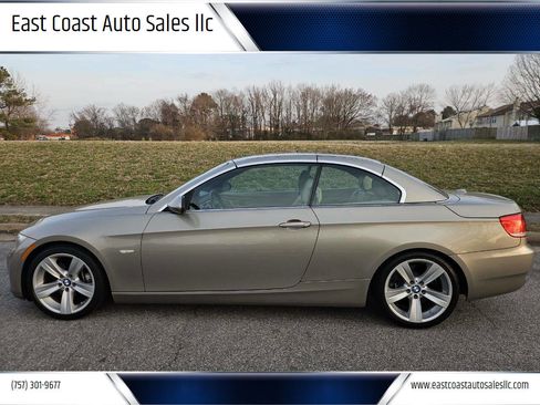 Used 2009 BMW 335i Convertible image 1