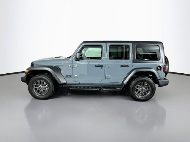 Used 2024 Jeep Wrangler Unlimited Sport AWD/4WD image 11