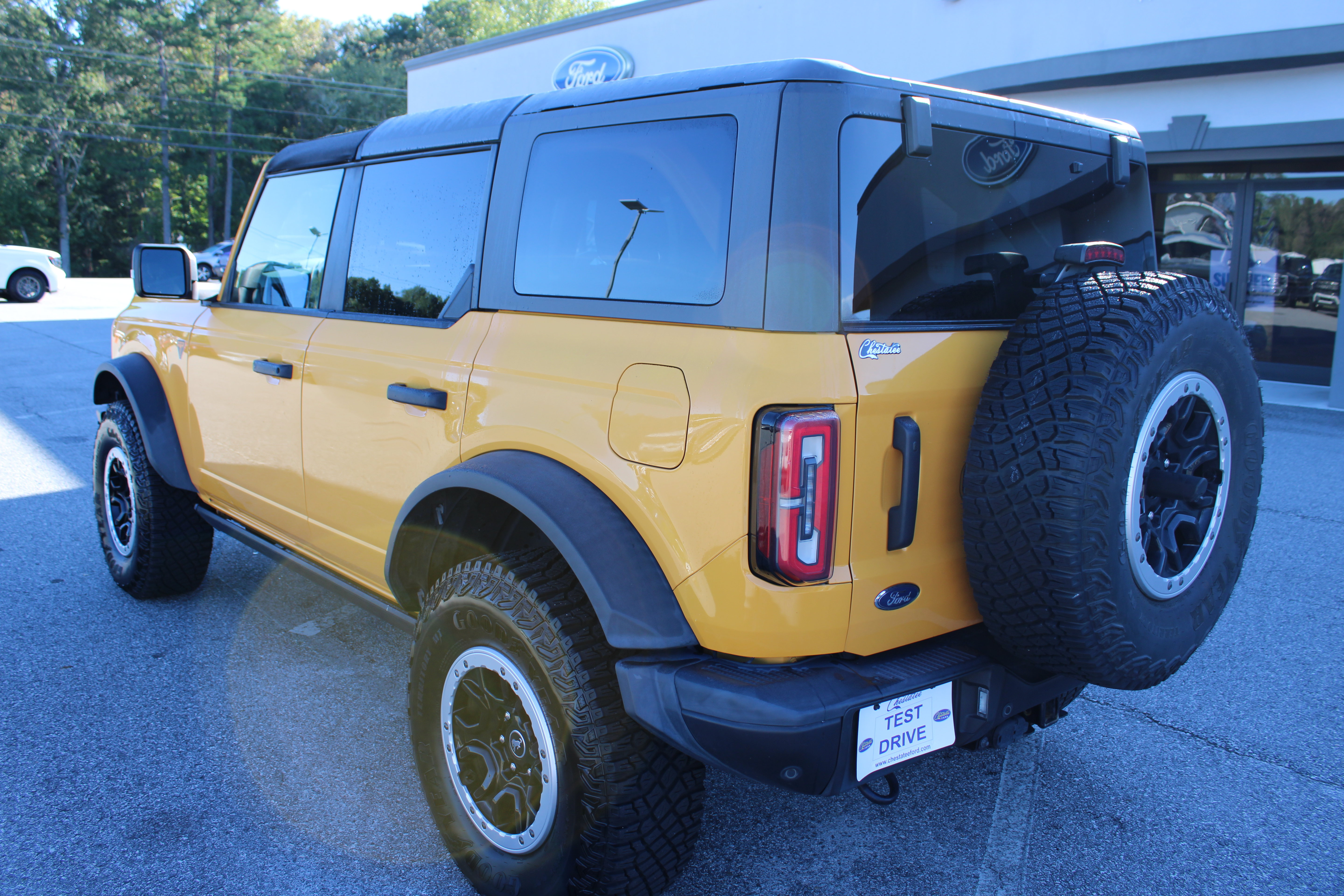 Used 2022 Ford Bronco Badlands AWD/4WD image 8