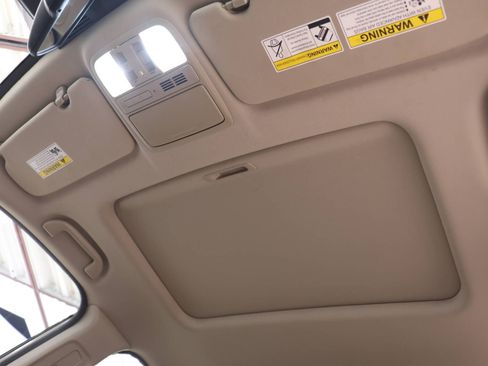 Used 2017 Honda CR-V Touring image 16