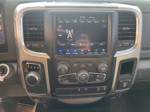 Used 2018 RAM 1500 Big Horn RWD image 15