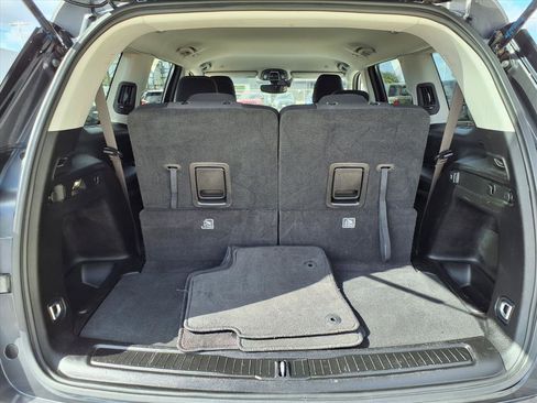 Used 2023 Jeep Grand Cherokee L Laredo image 19